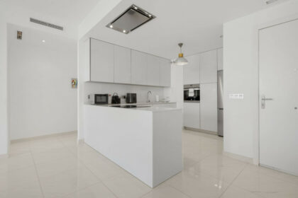 1f0de070f94754504caca40df91d1a63 - 9