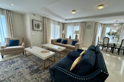 1feba869f4a572ed6c2edf9f5139cd71 - 52