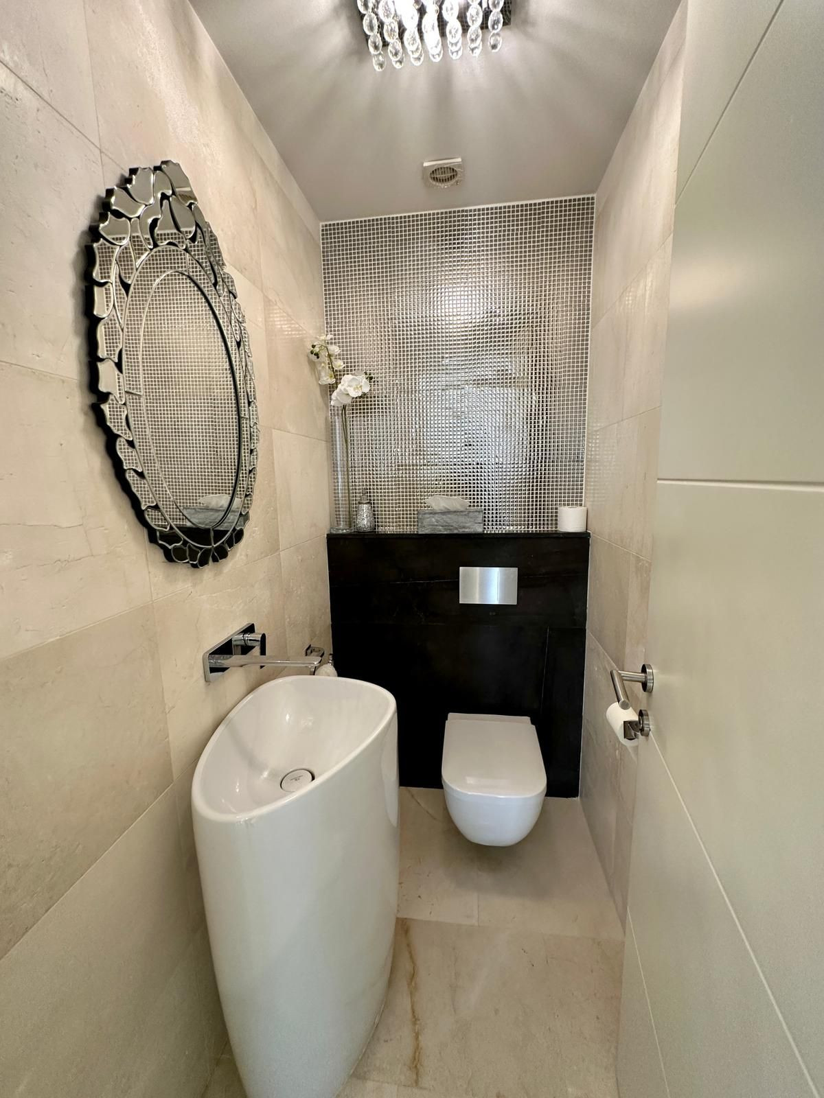 1feba869f4a572ed6c2edf9f5139cd71 - 61