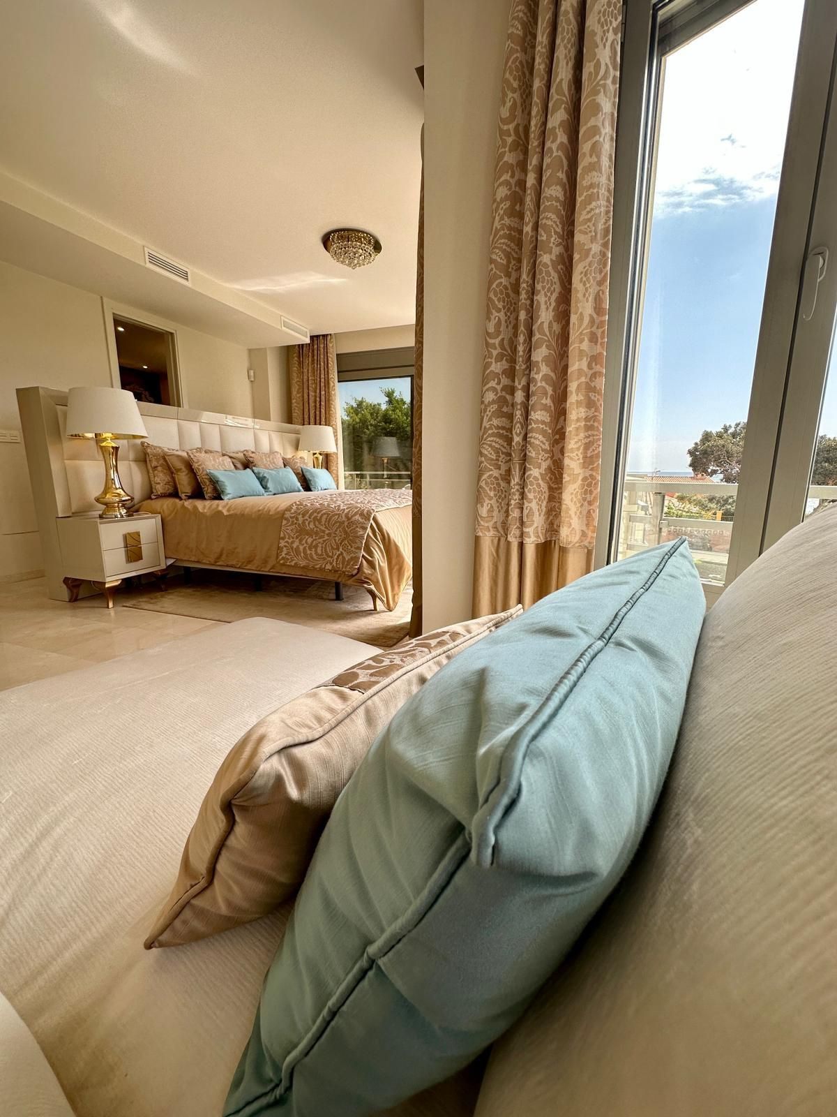 1feba869f4a572ed6c2edf9f5139cd71 - 75