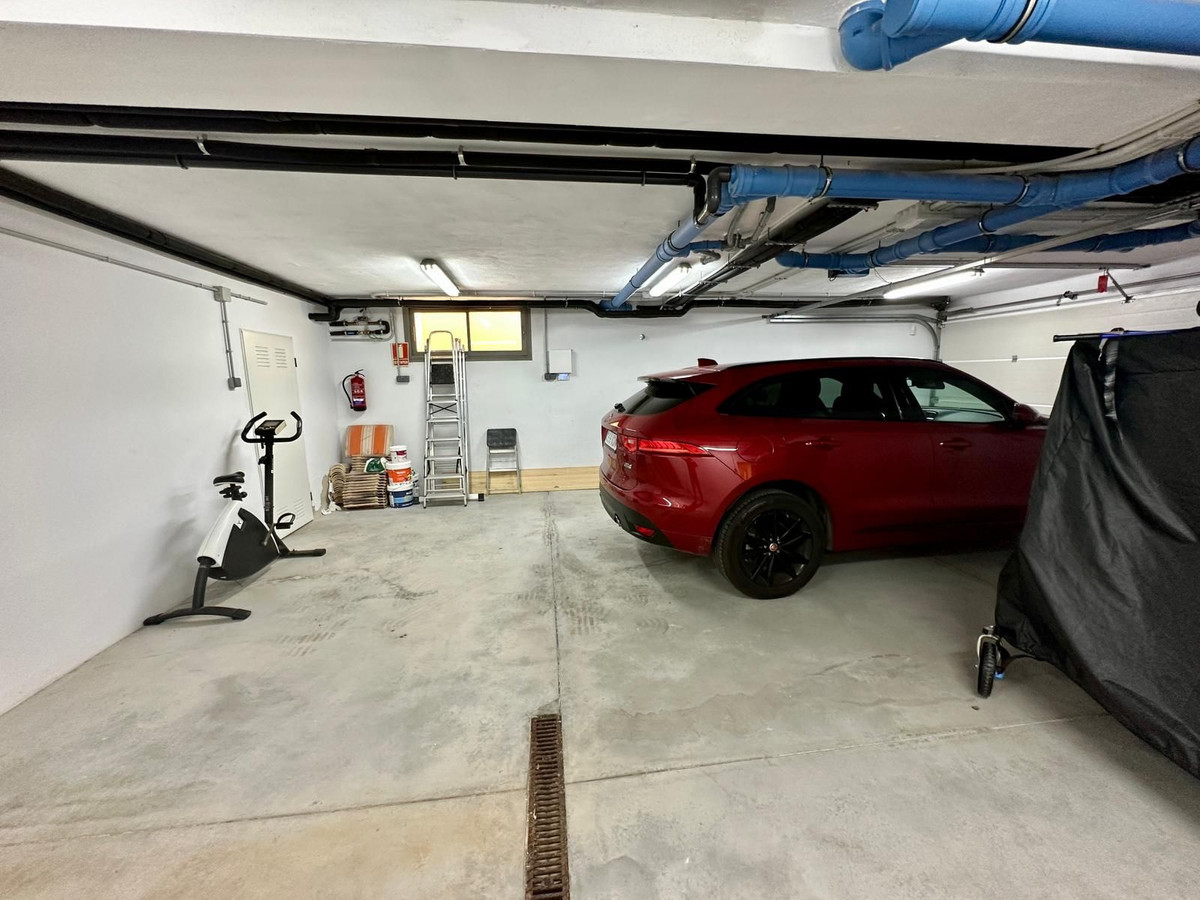 1feba869f4a572ed6c2edf9f5139cd71 - 79