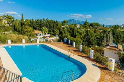 2036d555b5a689864bee44f96e2d99bb - 1