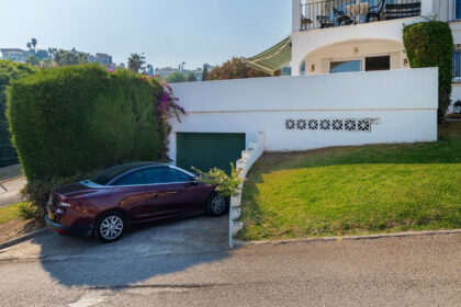 2036d555b5a689864bee44f96e2d99bb - 12