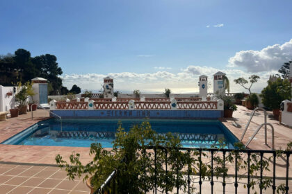 2137971f2cd845811cb9ca2409c31738 - 1