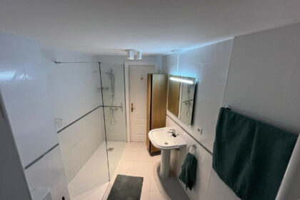 2137971f2cd845811cb9ca2409c31738 - 13