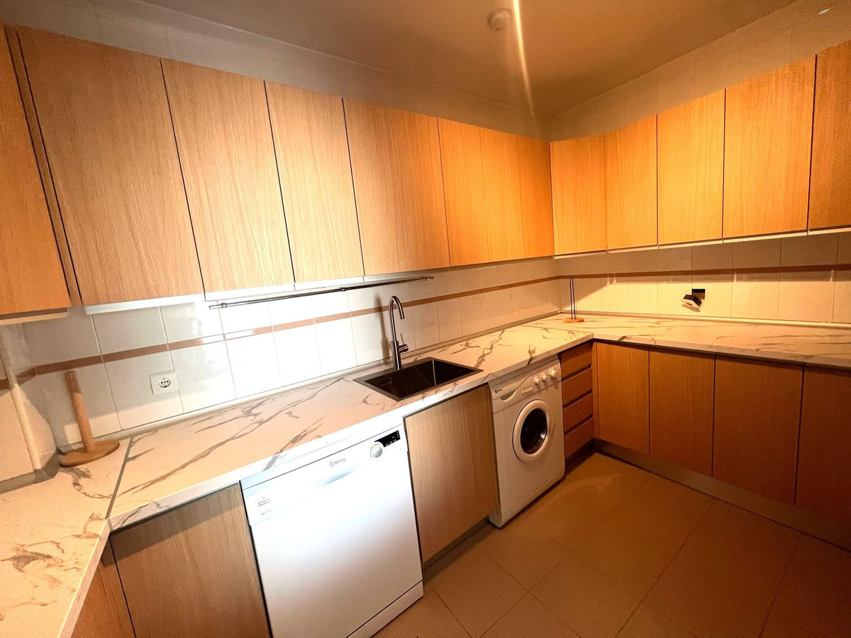 2137971f2cd845811cb9ca2409c31738 - 4