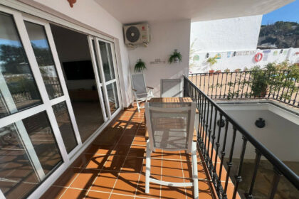 2137971f2cd845811cb9ca2409c31738 - 9