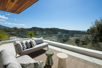 21b460ea3c45f1360cb75bec7eca84a6 - 18