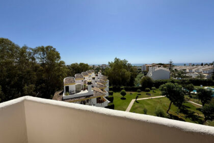 2421115cb262c16d2157a74d77616782 - 18