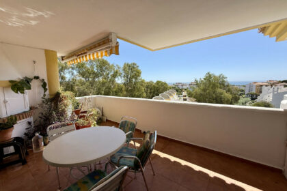 2421115cb262c16d2157a74d77616782 - 2