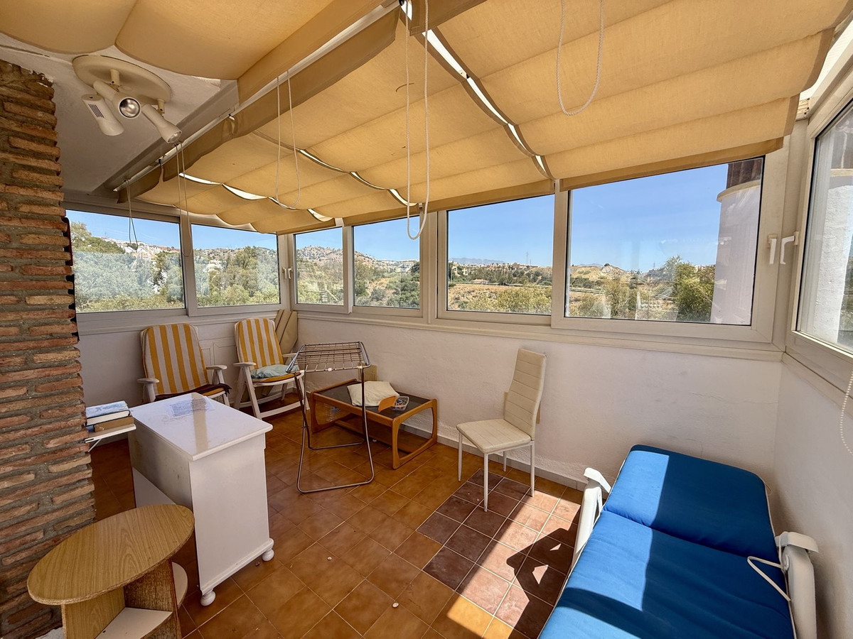 2421115cb262c16d2157a74d77616782 - 22