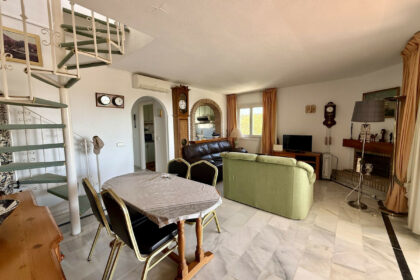 2421115cb262c16d2157a74d77616782 - 7