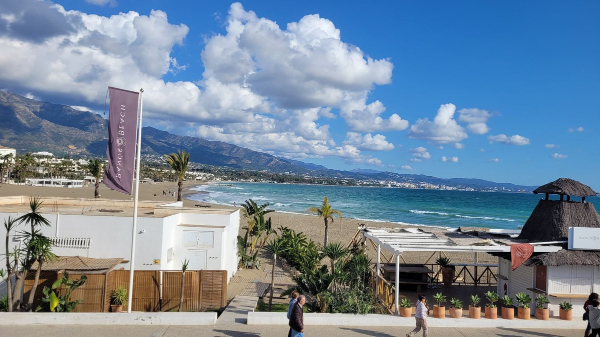 249a2ec33237dcb227d7d35de5142992 - 13