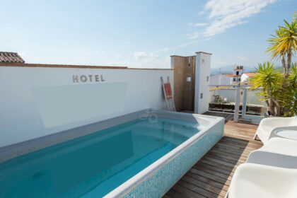 289be3ae38fb375905433e1fd469fd75 - 1