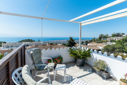 2976ca3d0b604d6f1a9f8cd7cba06dbc - 15