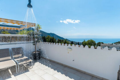 2976ca3d0b604d6f1a9f8cd7cba06dbc - 16