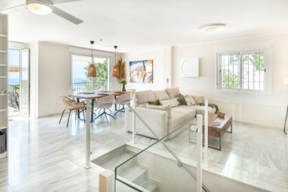 2976ca3d0b604d6f1a9f8cd7cba06dbc - 8