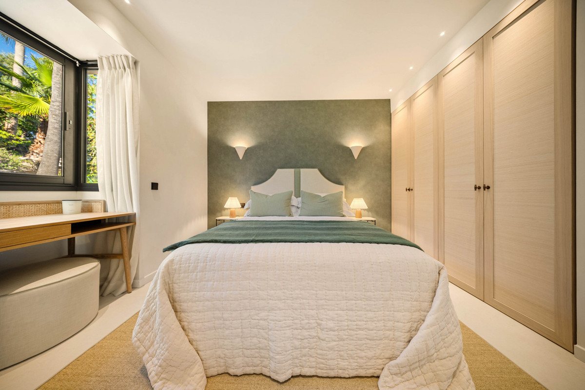 2ba4e8d66eb3253872204ab41b66b318 - 27