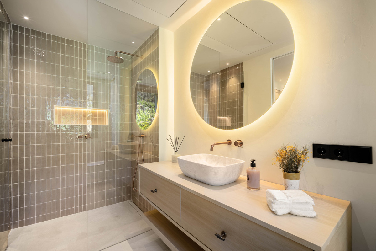 2ba4e8d66eb3253872204ab41b66b318 - 29