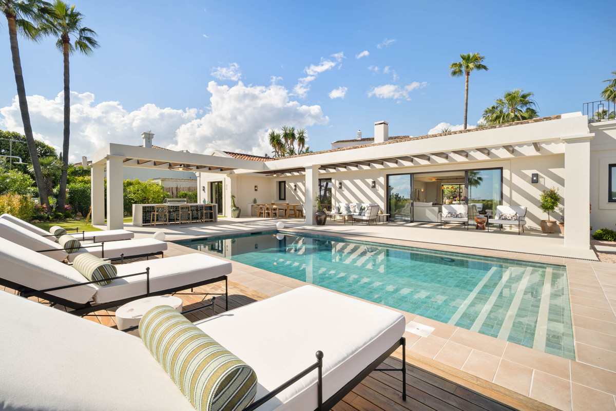 2ba4e8d66eb3253872204ab41b66b318 - 3