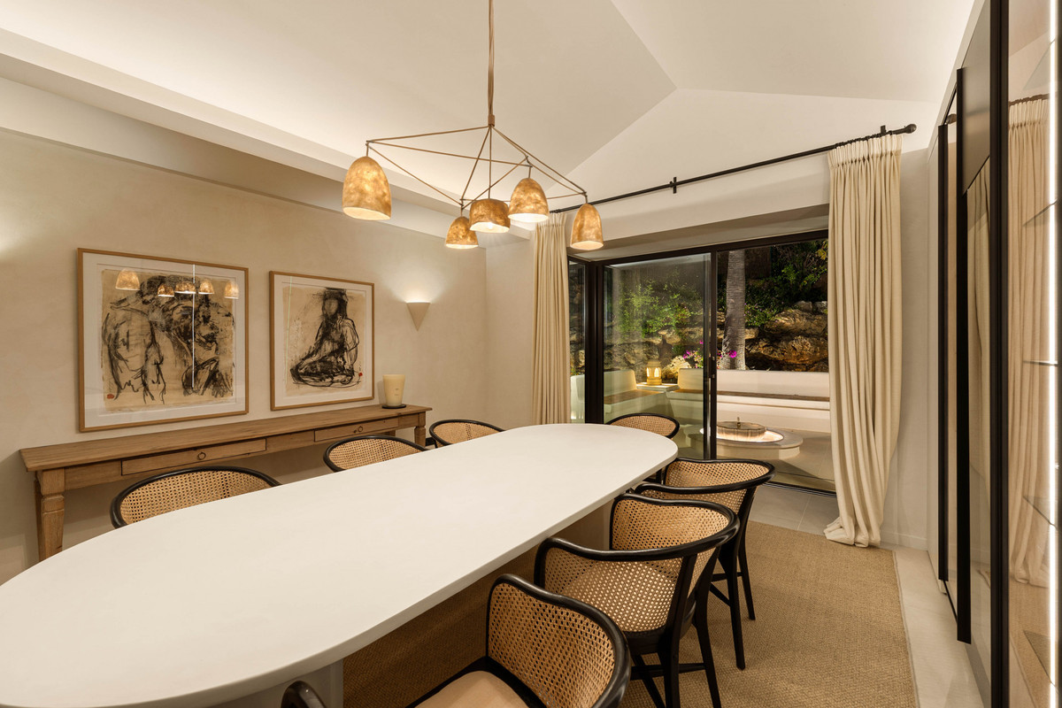 2ba4e8d66eb3253872204ab41b66b318 - 50