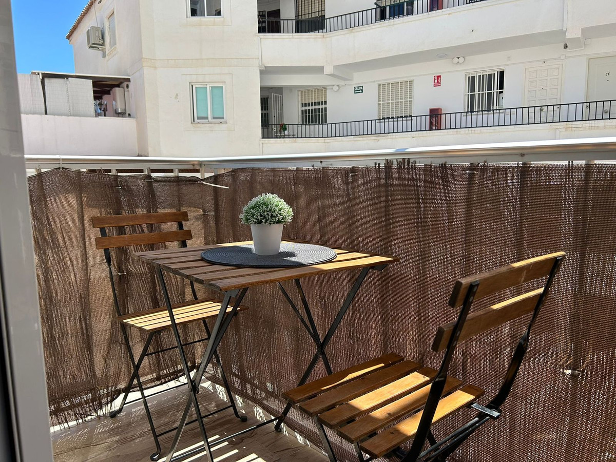 2c308fe46b7dafbb516d5c4a5b6e760b - 18