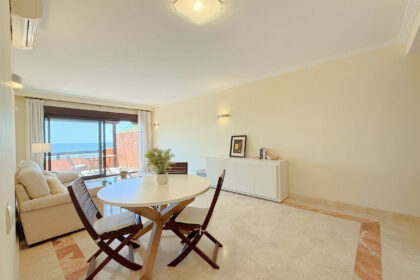 2ca1c10abe6ad4cbb9cb44c8f109a73b - 10