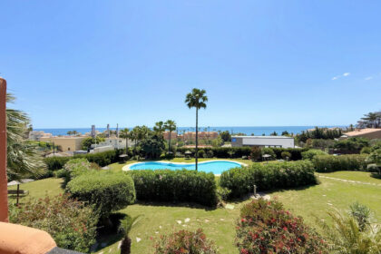 2ca1c10abe6ad4cbb9cb44c8f109a73b - 8