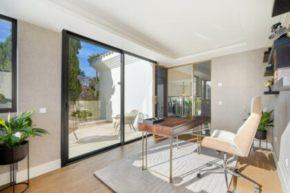 2d6b864b7472a195ca2899818cc319b7 - 26