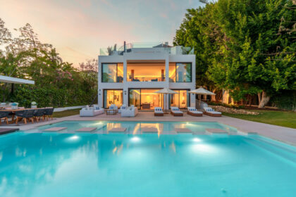 2d6b864b7472a195ca2899818cc319b7 - 52