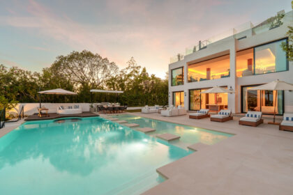 2d6b864b7472a195ca2899818cc319b7 - 54