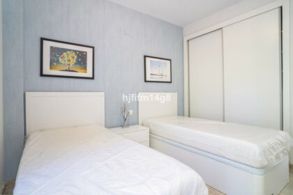 2e292befc233dcdc51921c9476598675 - 17