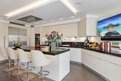 33a45b8a3d9065b94a48946c9dd57419 - 18