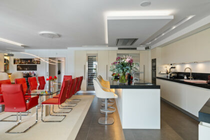 33a45b8a3d9065b94a48946c9dd57419 - 19