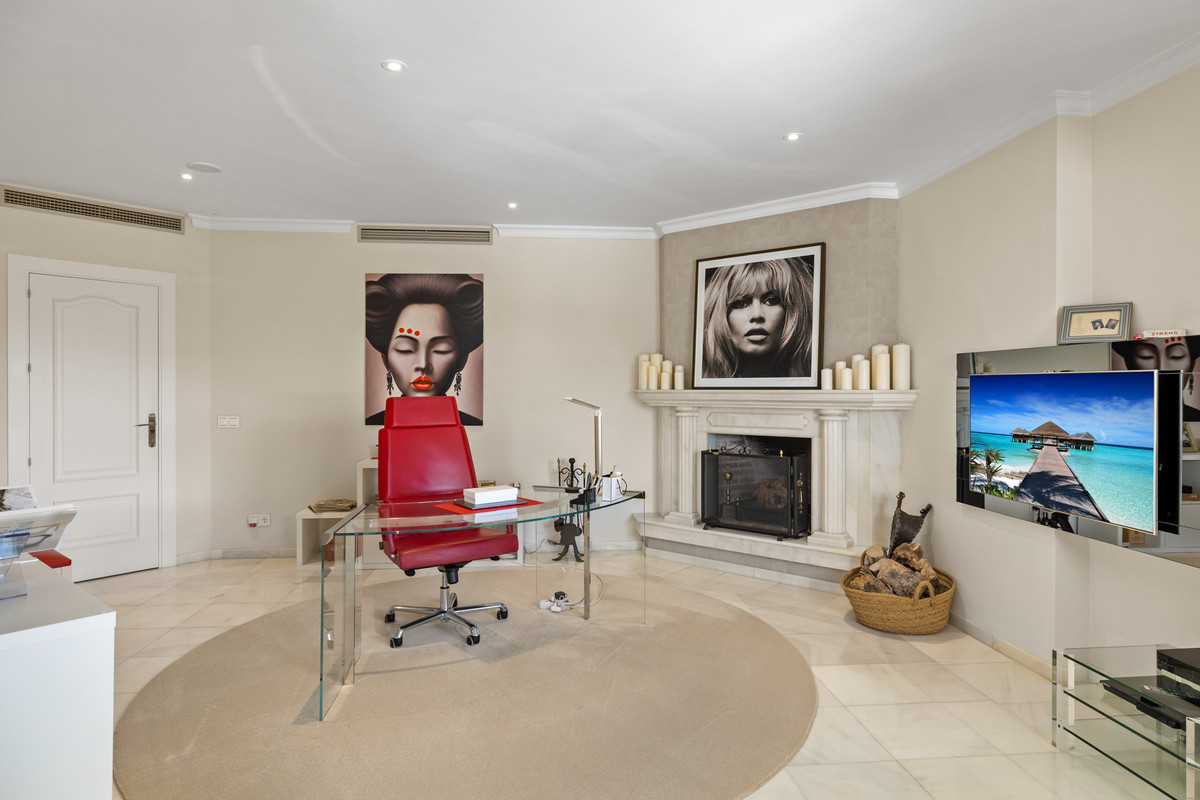 33a45b8a3d9065b94a48946c9dd57419 - 23