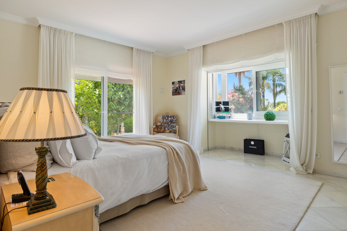 33a45b8a3d9065b94a48946c9dd57419 - 27