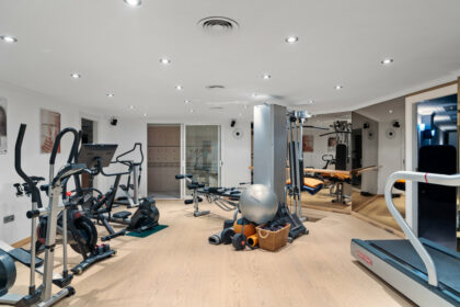 33a45b8a3d9065b94a48946c9dd57419 - 47