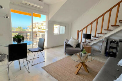 3438e3d7359cf30e2d58c7422a999611 - 2