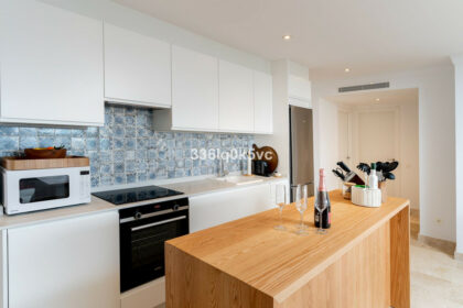 35daf26e48a46fb966c6117fc5ee4679 - 23