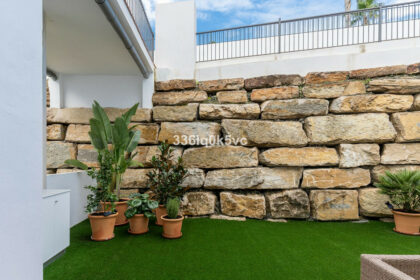 35daf26e48a46fb966c6117fc5ee4679 - 34