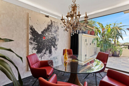 384abdd75c36b8103cb05f2d04fe055f - 19