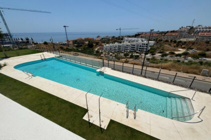 38aa2a2f7d915ee71984150200b21780 - 1