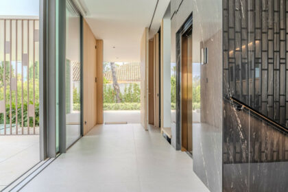 39e0ddd75740c37665314ce672a09c73 - 1