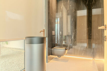 39e0ddd75740c37665314ce672a09c73 - 14