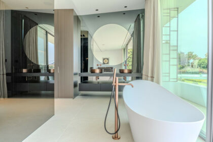 39e0ddd75740c37665314ce672a09c73 - 20