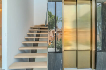 39e0ddd75740c37665314ce672a09c73 - 30