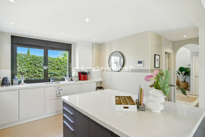 3a505d59b54137b55cee6d97445b98b2 - 17