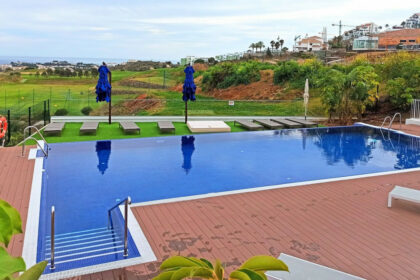 3e6a05a7e8ce52e8fb1290b899ba0753 - 30