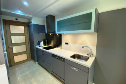 40d071388eaa98862cbf537b463a8686 - 10