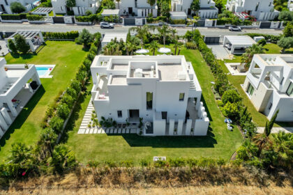 4155b203fdfbef5a65bed3cac76167a4 - 44